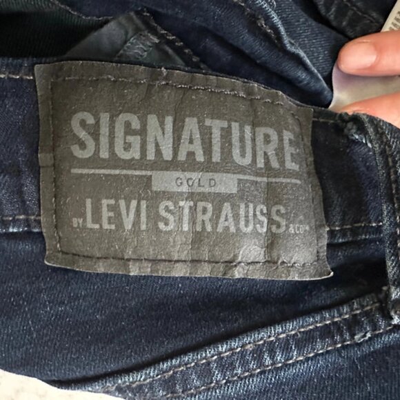 Levi Strauss Men Jeans - Picture 2 of 3